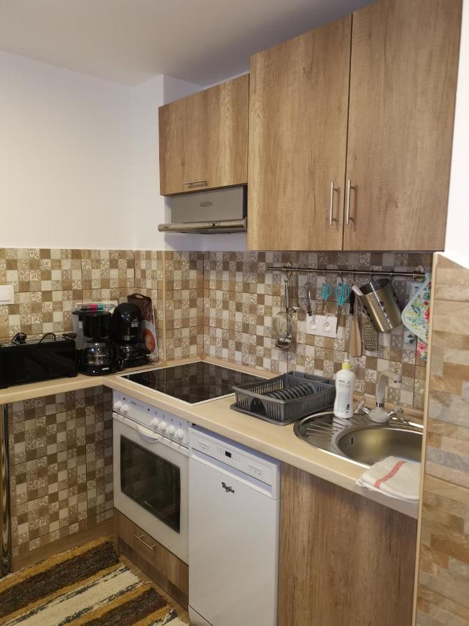 Lili Apartman Harkan Exterior foto